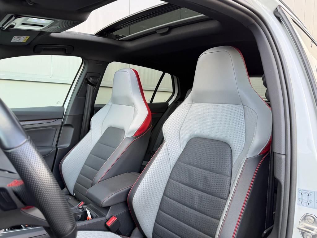 Volkswagen Golf 2.0 TSI GTI Clubsport|Nürburgring|H&K|HuD|M, Auto's, Gebruikt, Zwart, 4 cilinders, Wit