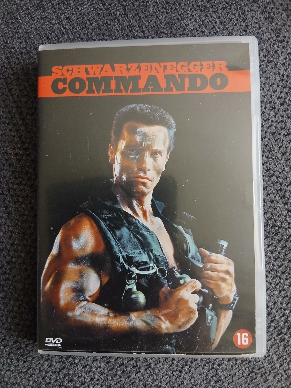 Commando DVD - Arnold Schwarzenegger Actiethriller, Vanaf 16 jaar, Ophalen, Gebruikt, Actiethriller
