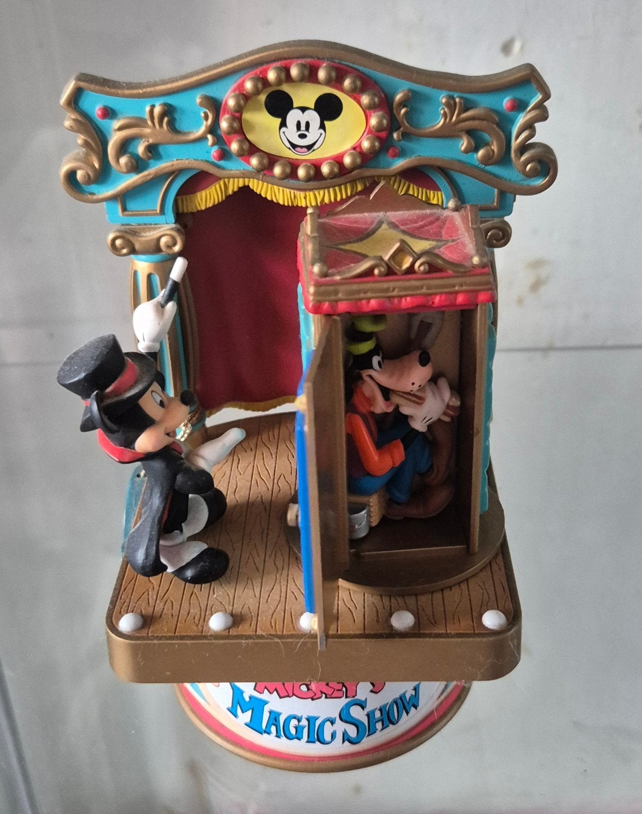 Vintage Enesco Mickey's Magic Show Music Box, Verzamelen, Ophalen, Mickey Mouse, Zo goed als nieuw, Beeldje of Figuurtje
