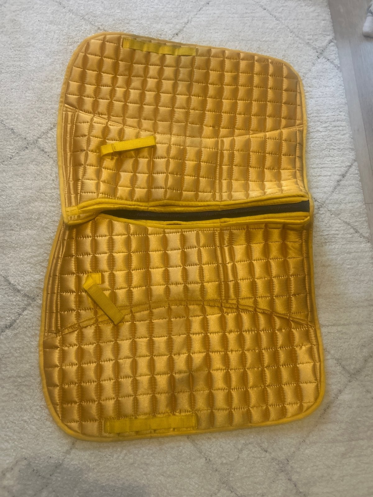 Edix dekje voor boomloos zadel, Gebruikt, Dressuur, Speciale kussens, M (17 inch)