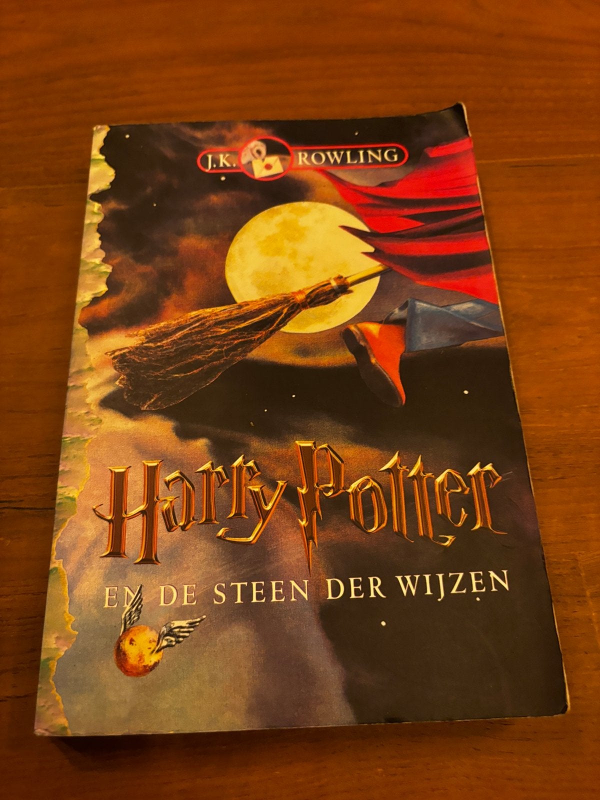 Harry potter en de steen der wijzen, Boeken, Fantasy, Ophalen of Verzenden, Zo goed als nieuw