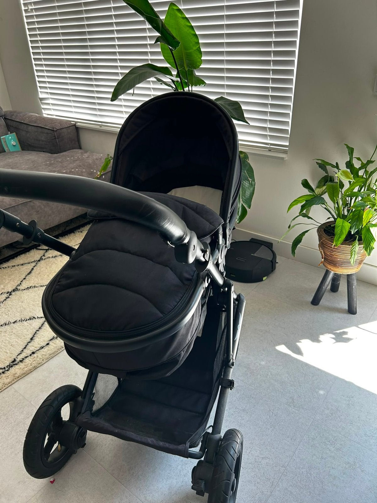 Sleeworld kinderwagen, Ophalen