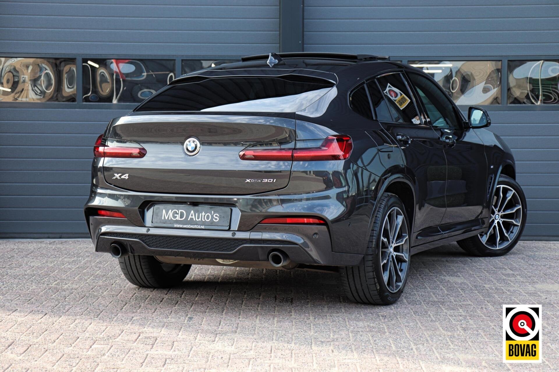 BMW X4 xDrive30i M-Sport M-Pakket |PANODAK|H&K|MEMORY|KEYLES, Auto's, Automaat, Gebruikt, 4 cilinders, Bedrijf