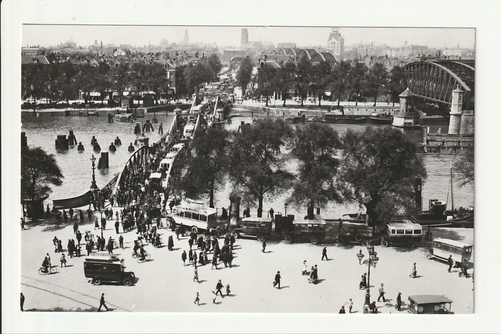 ROTTERDAM KONINGSHAVENBRUG 1924 VELE PARTICULIERE AUTOBUSSEN, Verzamelen, Ophalen of Verzenden, 1960 tot 1980, Ongelopen, Zuid-Holland