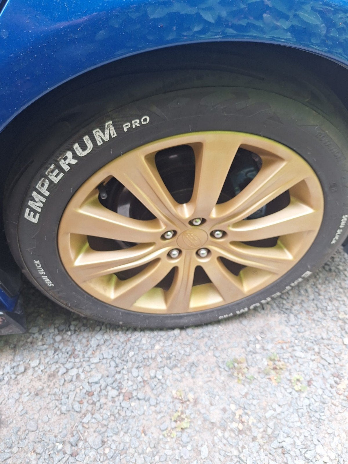 Emperum Pro Semi Slick Banden als nieuw met Gouden Velgen, Ophalen of Verzenden, Nieuw