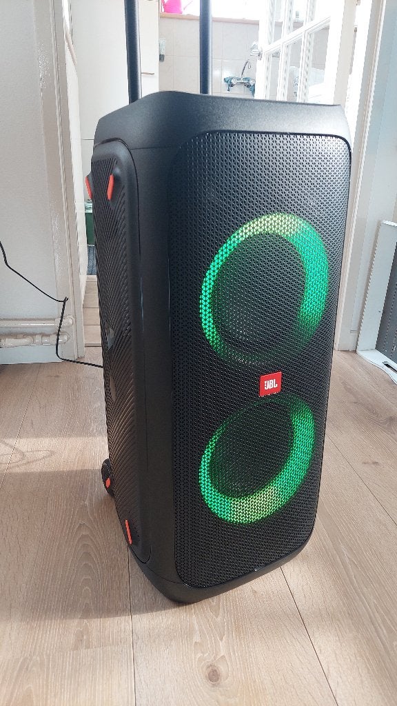 TE HUUR | JBL 310 incl microfoons en statief, Ophalen, Zo goed als nieuw, Overige