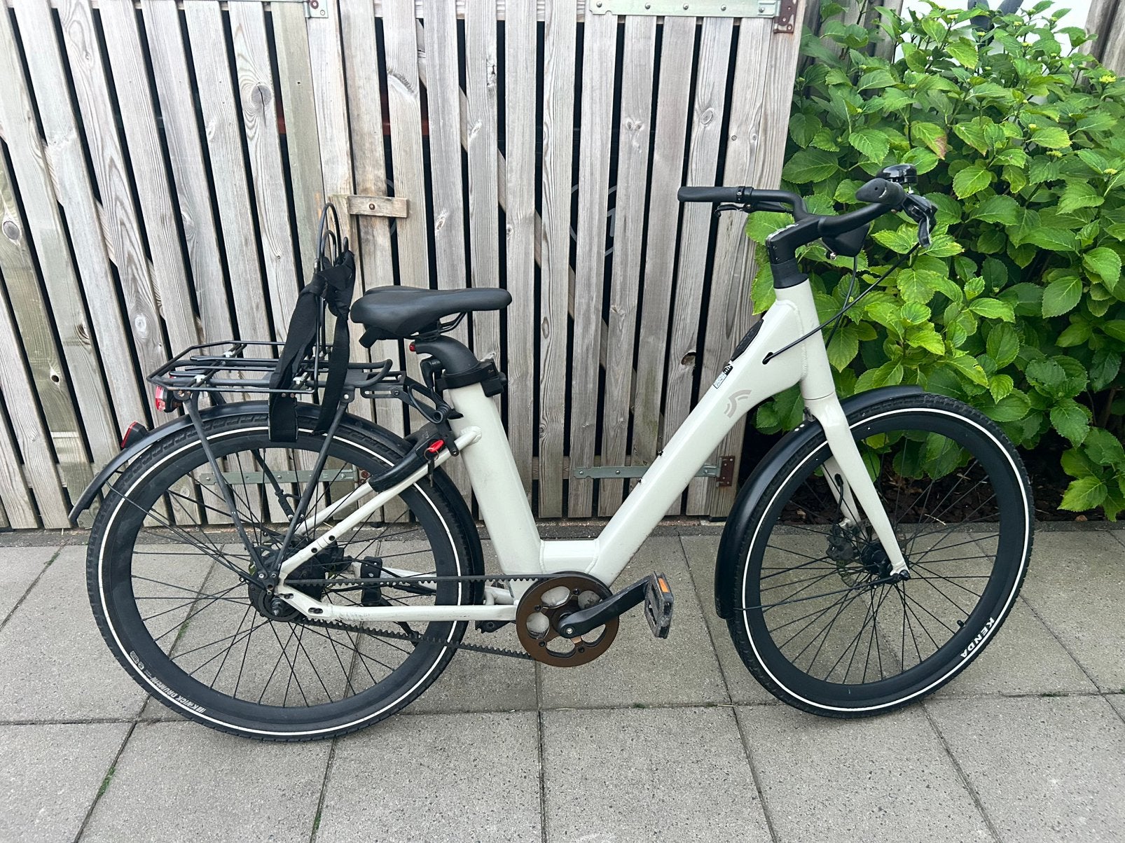 Crivit elektrische fiets, crème kleur, Fietsen en Brommers, Elektrische fietsen, Overige merken, Gebruikt, Ophalen of Verzenden