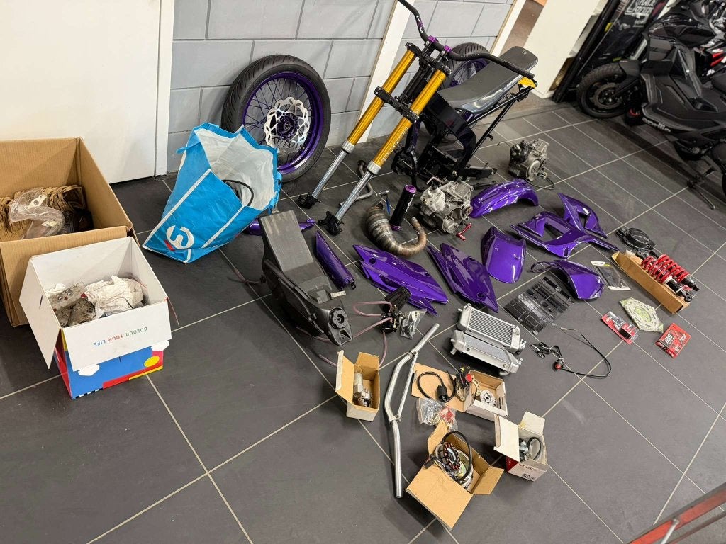 Rieju MRX Bromfiets onderdelen project, Ophalen of Verzenden, Niet ingevuld, Niet ingevuld, Niet ingevuld