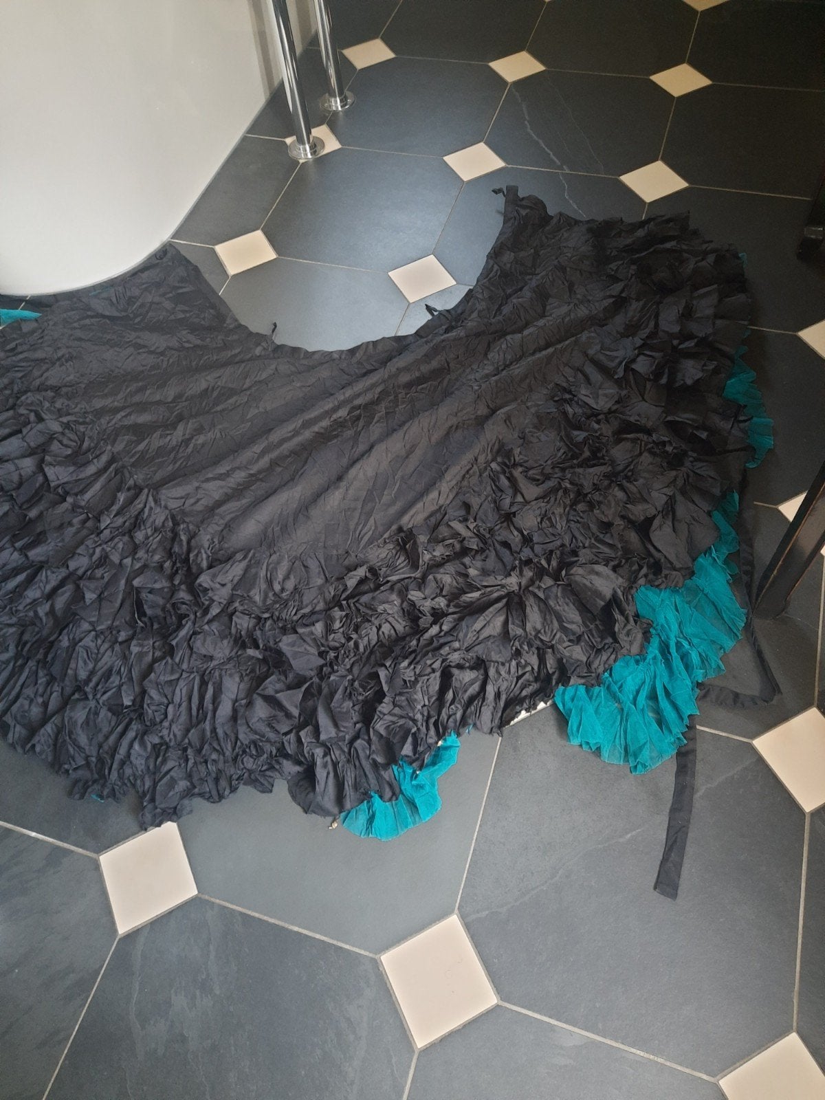 Cora Kemperman Zwarte Rok met Groene Voering, Zwart, Onder de knie, Ophalen, Maat 38/40 (M)