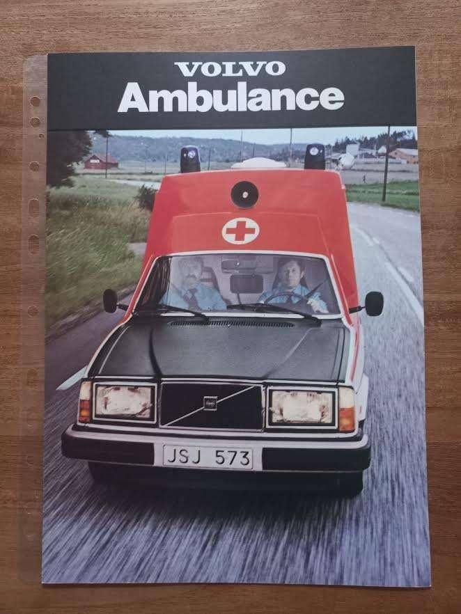 Volvo 240 Ambulance, Boeken, Ophalen of Verzenden, Zo goed als nieuw, Volvo, Volvo