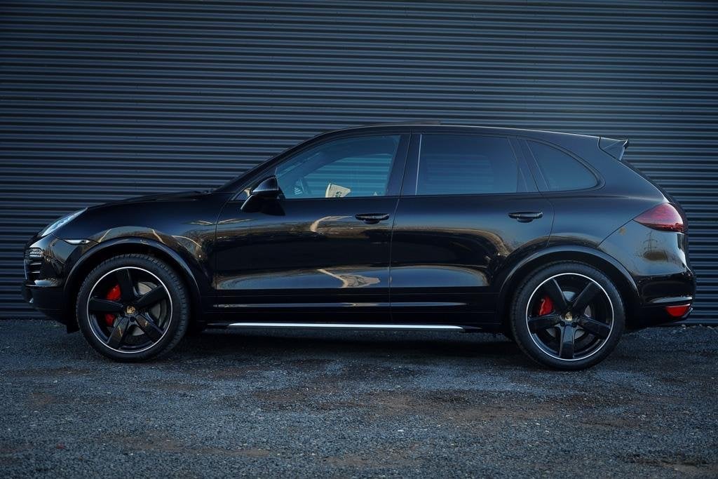 Porsche Cayenne 4.2 D S / Pano / Trekhaak / Bose / Keurige S, Auto's, Automaat, Gebruikt, 8 cilinders, Zwart