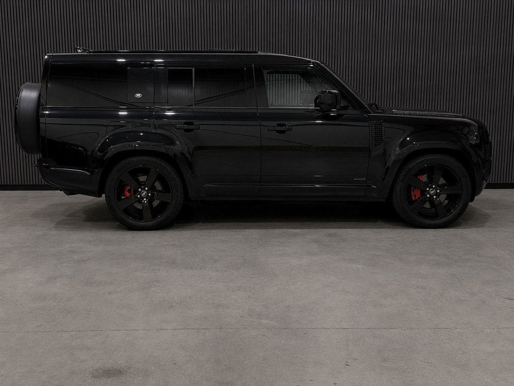 Land Rover Defender 130 3.0 P400 130 X-Dynamic HSE 8P / Pano, Auto's, Land Rover, Automaat, Gebruikt, Euro 6, 3000 kg