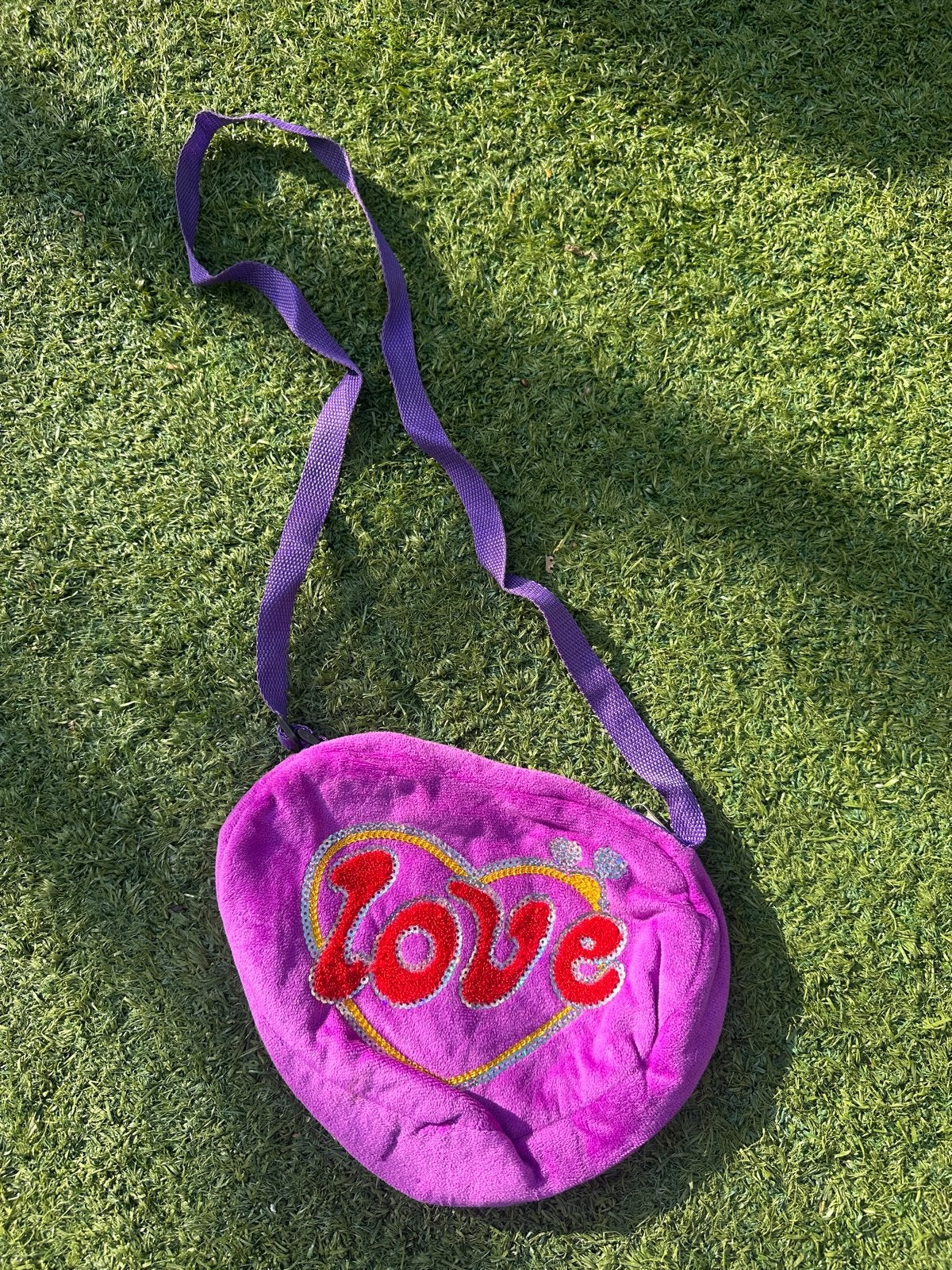 Paars 'Love' Schoudertasje, Ophalen, Gebruikt