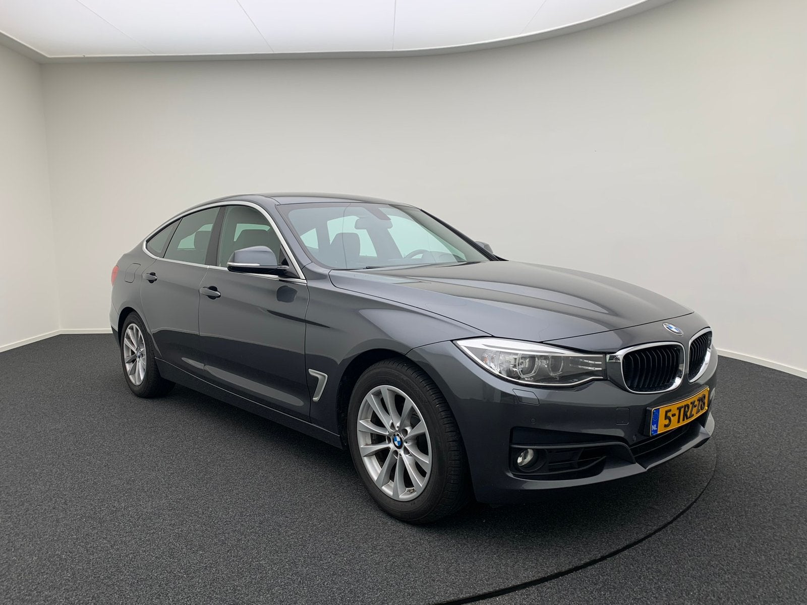 BMW 3-Serie GT 320i X-Drive, Auto's, BMW, Automaat, 15 km/l, Zwart, 4 cilinders