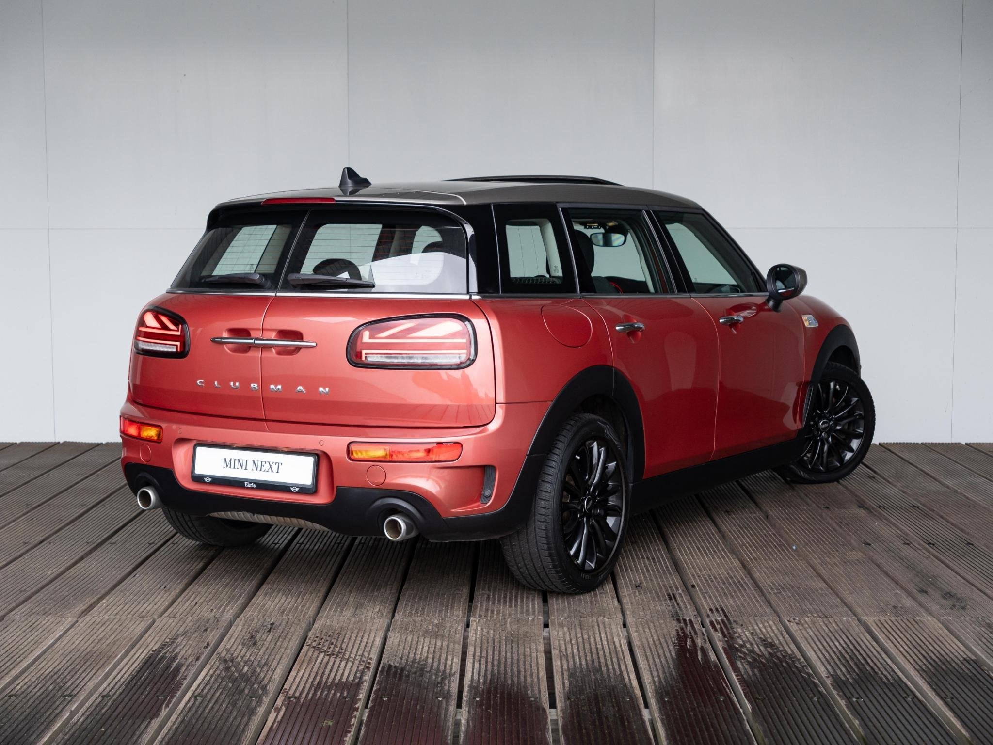MINI Clubman Cooper S Aut Indian Summer Red Edition | Panora, Auto's, Mini, 1998 cc, Stof, Gebruikt, Met garantie (alle)
