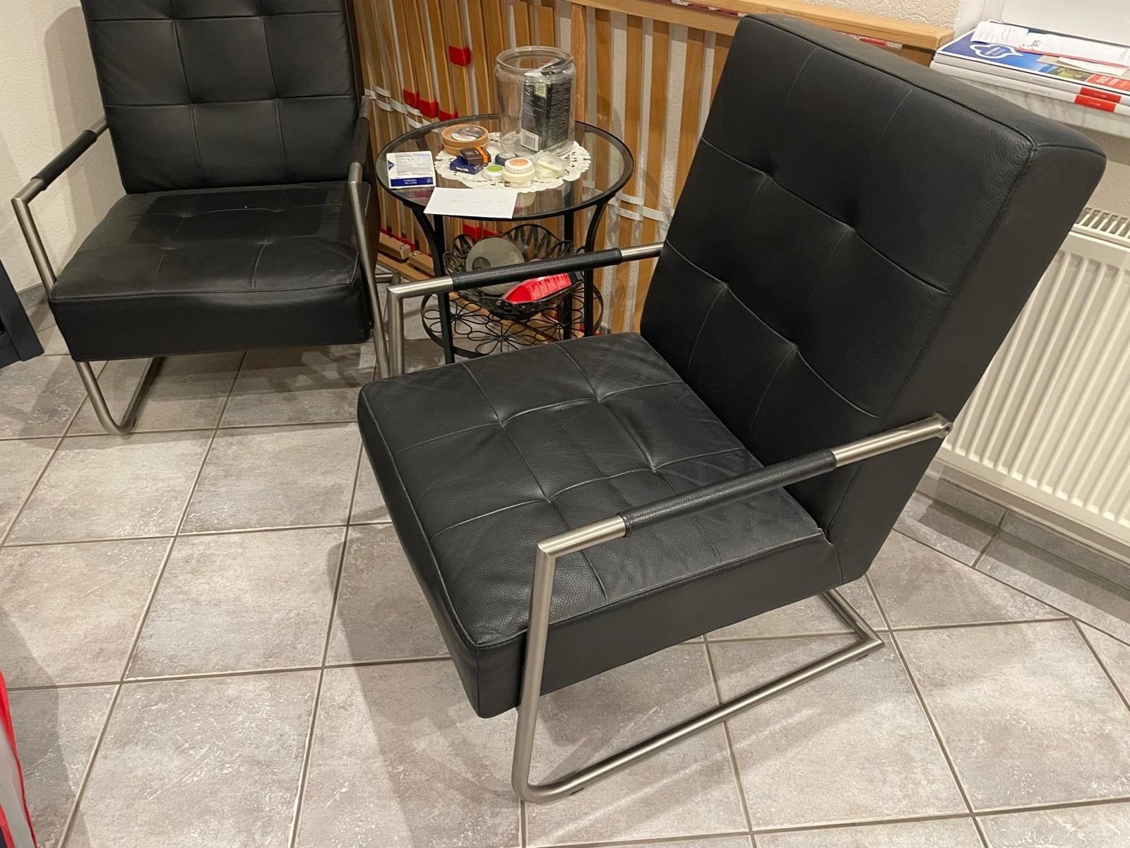 fauteuils 2x zwart leer  Henders & Hazel, Ophalen