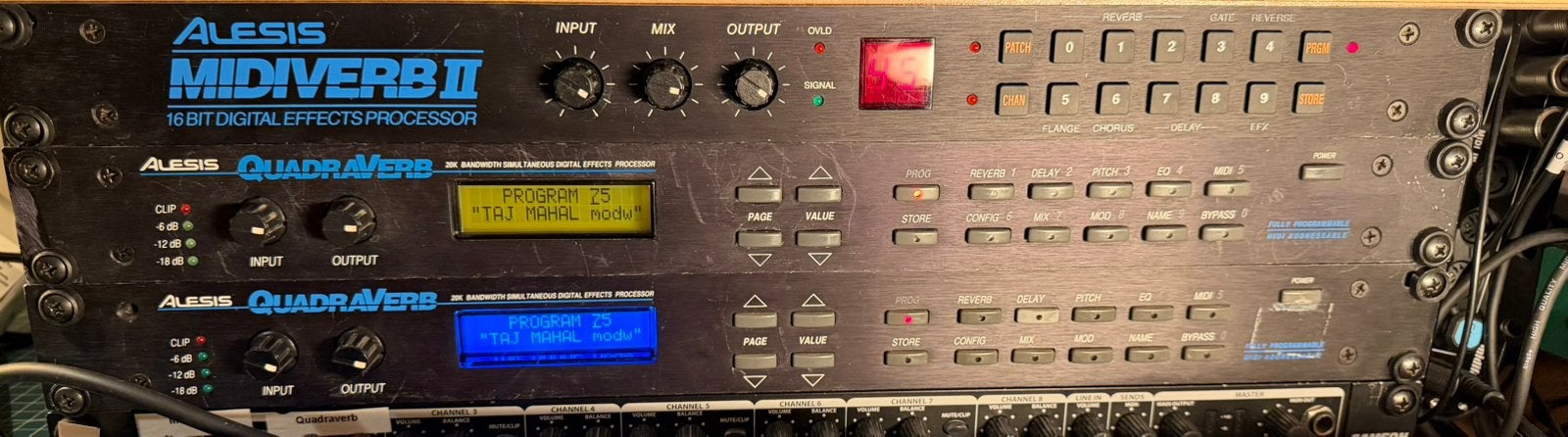 Alesis Quadraverb Plus (2x) en Midiverb II (1x), Ophalen of Verzenden, Zo goed als nieuw, Audio