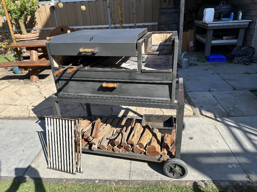 Argentijnse Gaucho BBQ, Ophalen, Gebruikt, Met accessoires