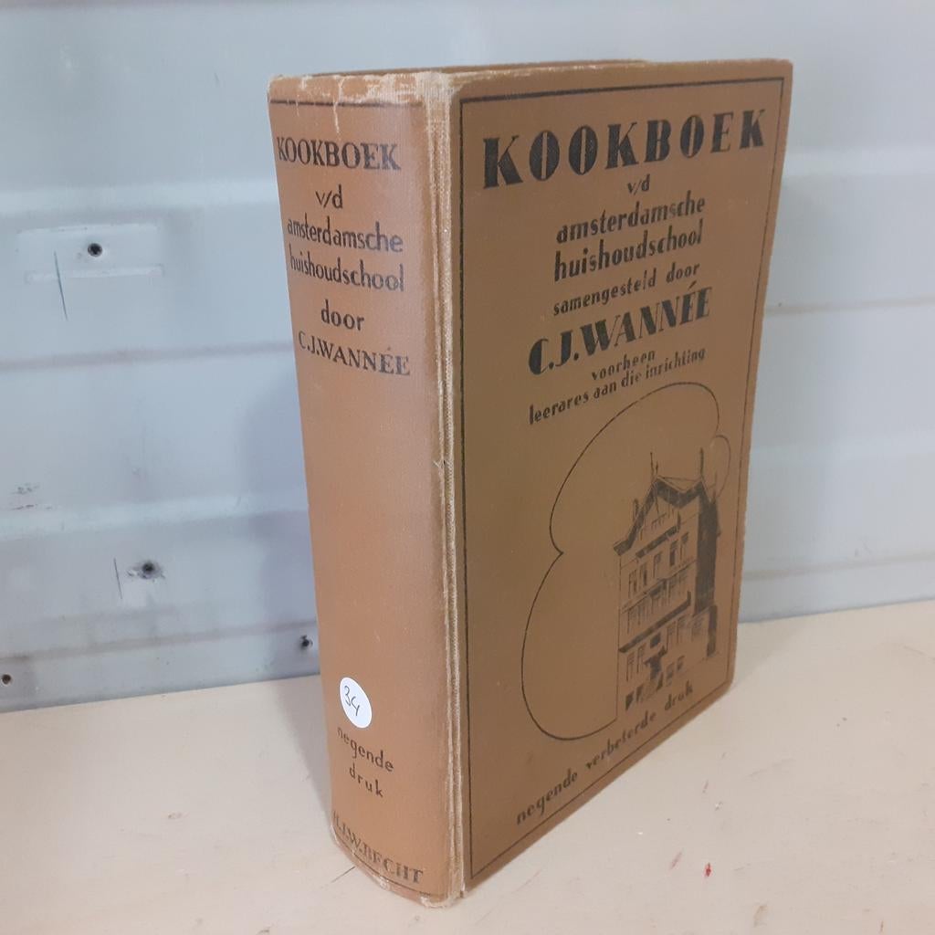 Nr. 34 C.J. Wannée. Kookboek van de Amsterdamsche Huishoudsc, Ophalen of Verzenden, Gelezen, C.J. Wannée