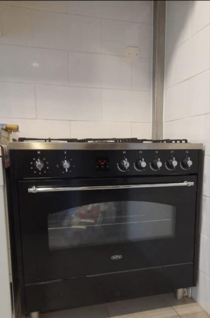 Te koop 5 pits Gastel (  belling ), Ophalen, 60 cm of meer, 4 kookzones, Zo goed als nieuw