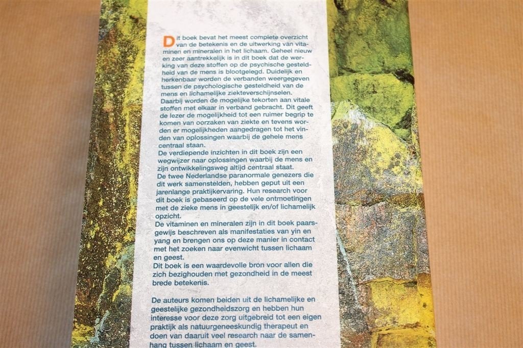 Vitaminen en Mineralen — Spiegels van de Ziel Deel 1, Ophalen of Verzenden, Gelezen