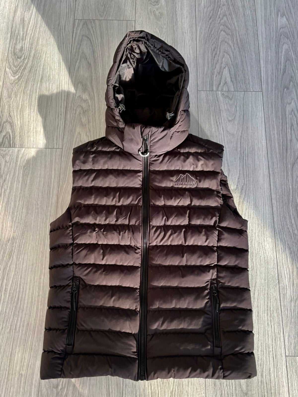 Superdry Bodywarmer capuchon Fuji serie maat S zwart, Ophalen of Verzenden, Nieuw, Maat 46 (S) of kleiner, Zwart