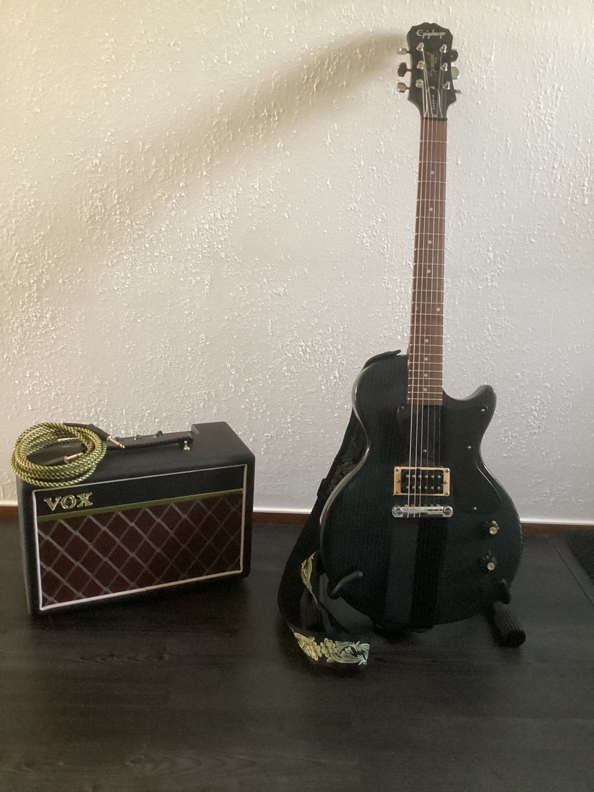 Epiphone/Gibson Special Model + VOX versterker + Standaard, Ophalen, Zo goed als nieuw, Solid body, Epiphone