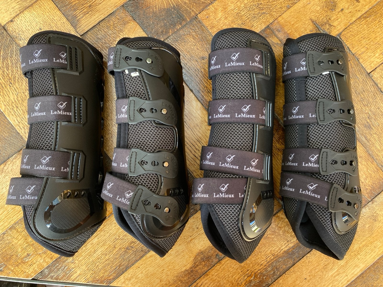 LeMieux Beenbeschermers | Snug Boots Ultramesh | L | zwart, Dieren en Toebehoren, Lemieux, Nieuw, Ophalen of Verzenden, Overige maten