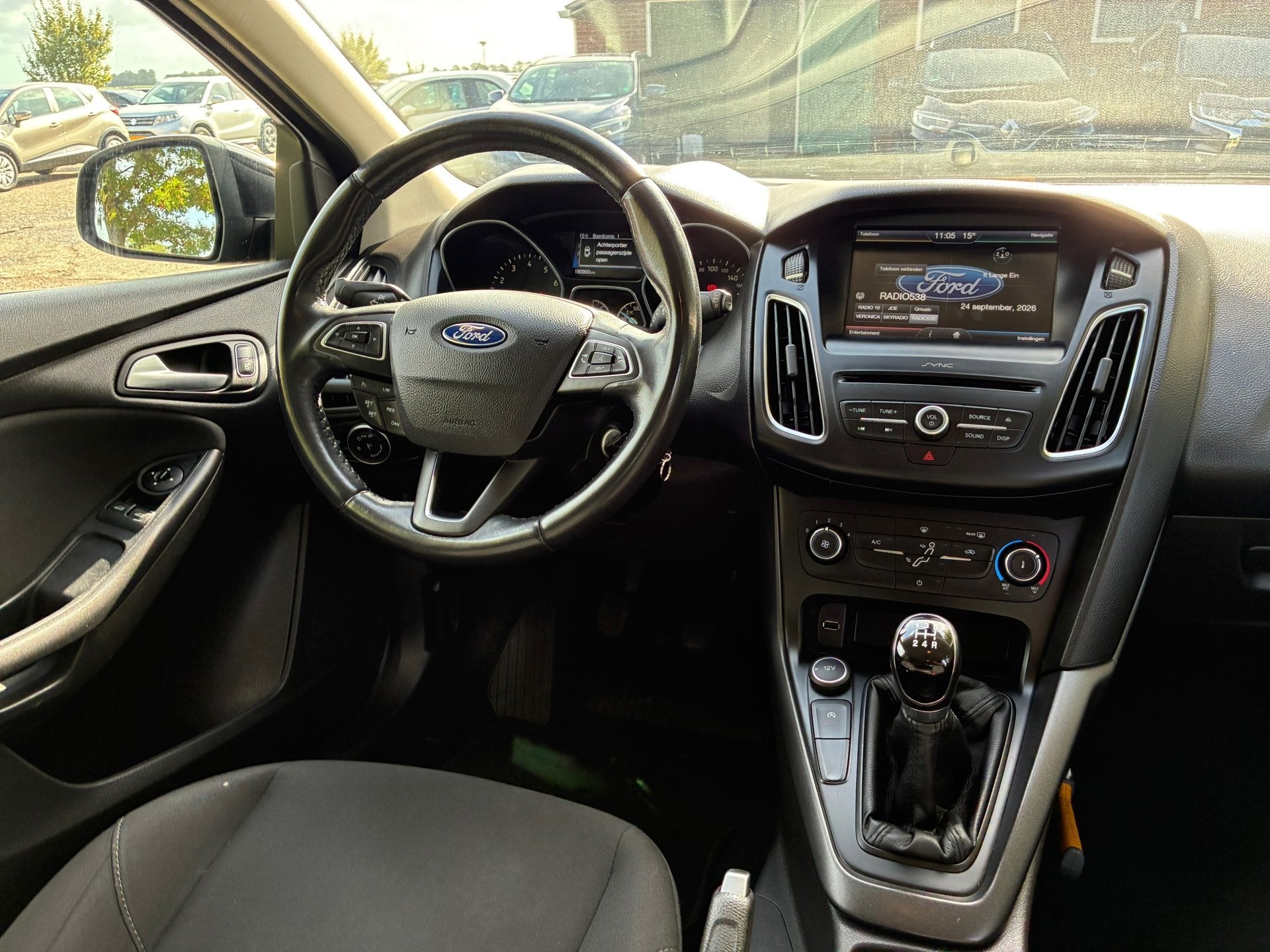 Ford Focus 1.0 Trend Edition | Navi + Cruise + Airco nu €4, Gebruikt, 635 kg, Zwart, Bedrijf