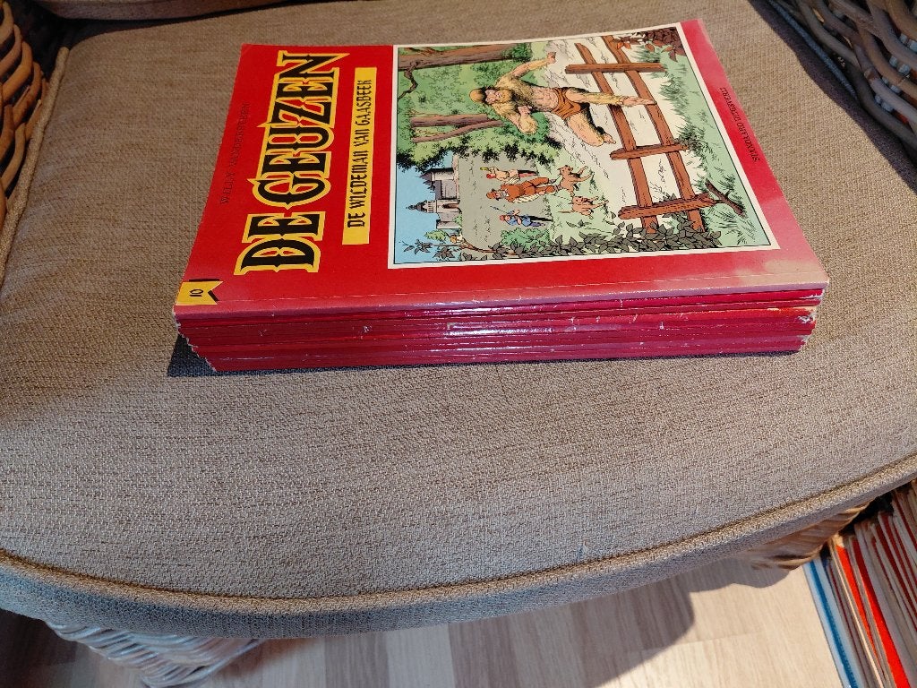 de geuzen compleet, Boeken, Complete serie of reeks, Ophalen of Verzenden, Gelezen