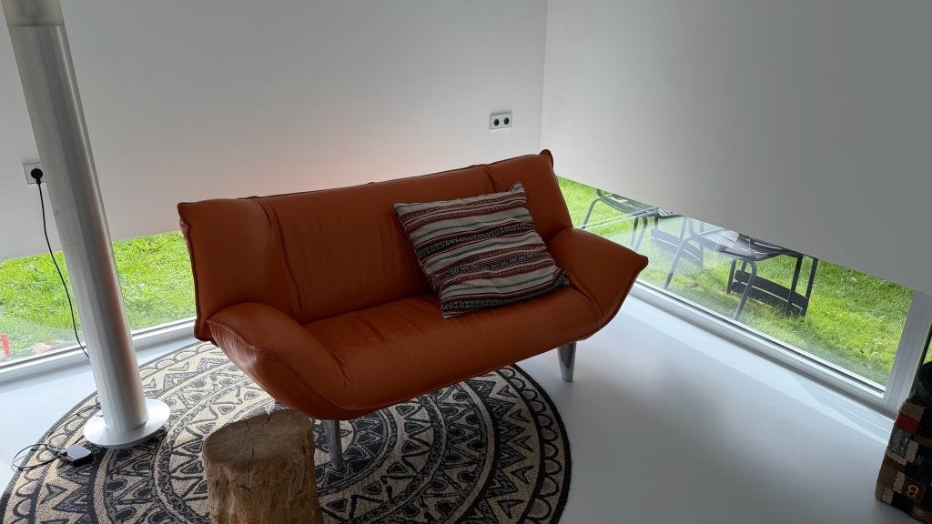 Leolux Tango Bank 2-Zits Oranje, Ophalen, 150 tot 200 cm, Tweepersoons, Zo goed als nieuw