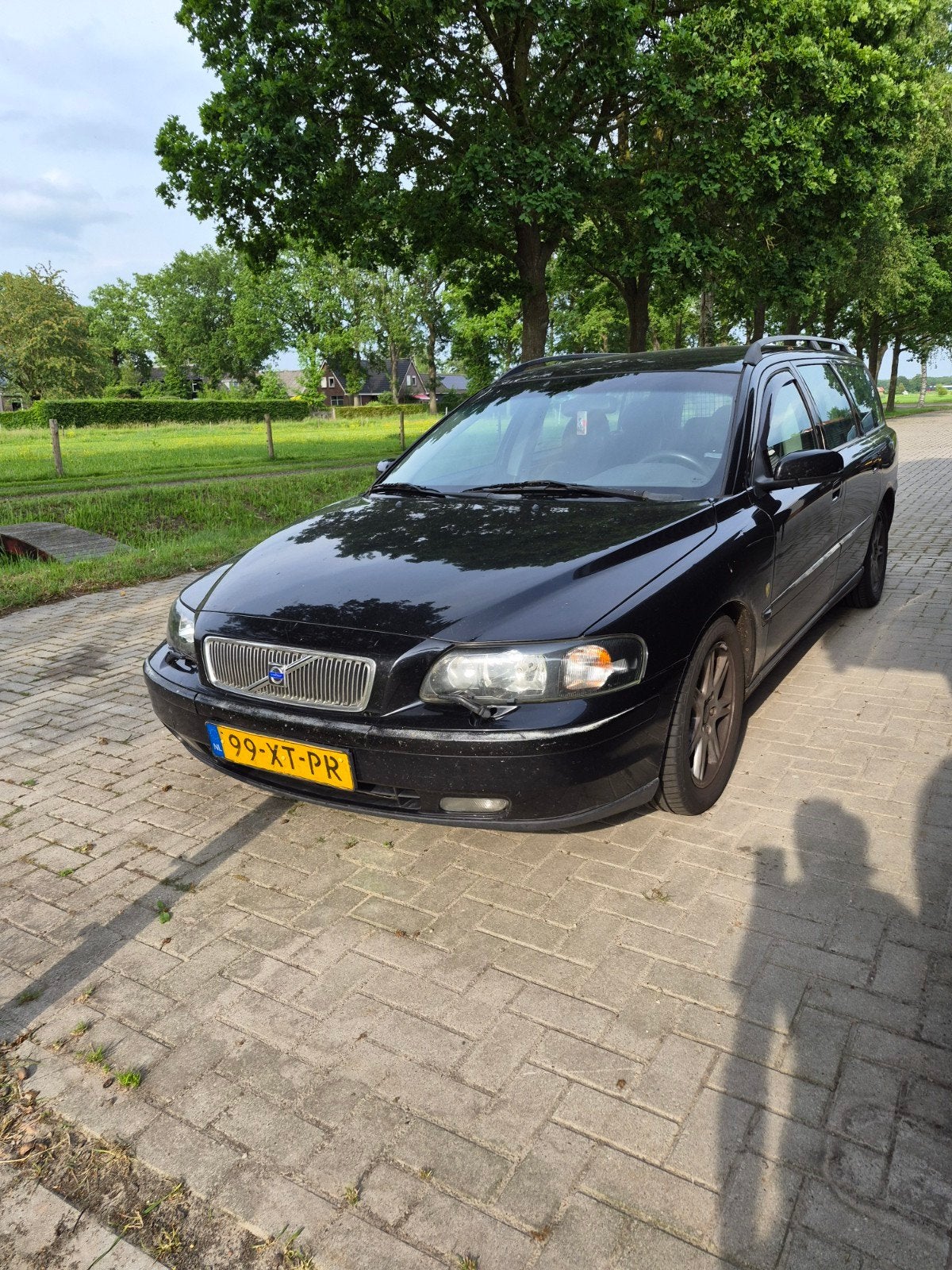 Volvo V70 2.4 170PK 2005 Zwart, Auto's, Voorwielaandrijving, 1800 kg, Zwart, Stationwagon