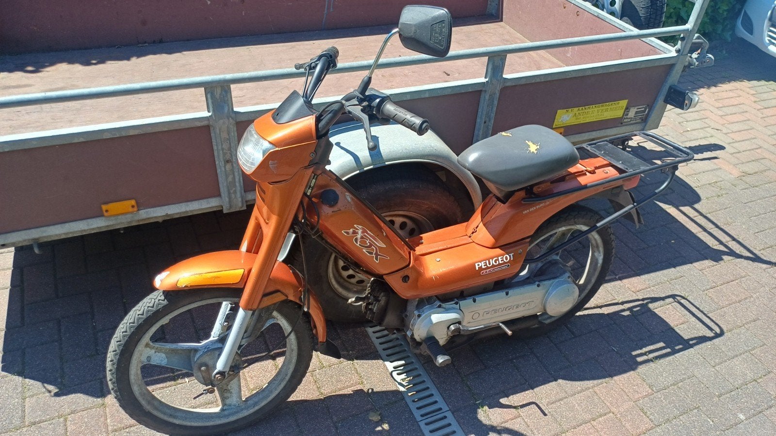 Te koop peugeot fox geel kenteken loopt, Ophalen, Gebruikt, Maximaal 45 km/u, 49 cc