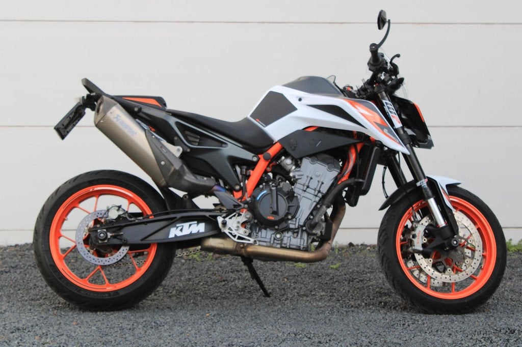 KTM 890 Duke R Akrapovic Tech Pack Quickshifter LED Cruise A, Handvatverwarming, Meer dan 35 kW, KTM Sportmotorcycle GmbH, Info@ktm.com