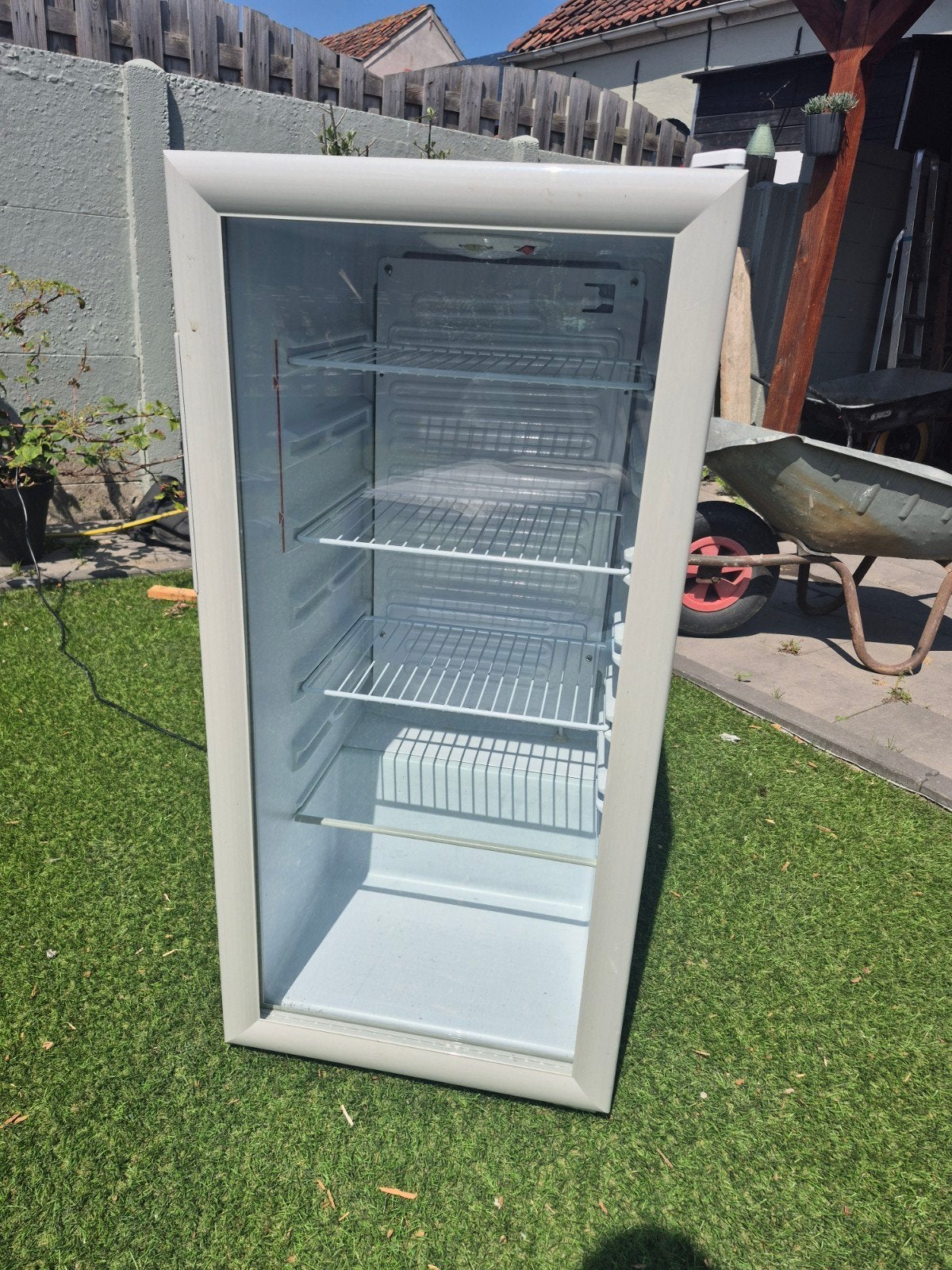 Koelkast met glazen deur, Zonder vriesvak, 100 tot 150 liter, Zo goed als nieuw, 45 tot 60 cm