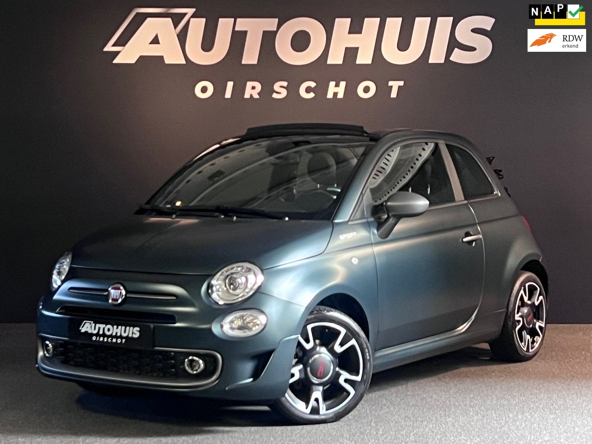 Fiat 500 C 1.0 Hybrid Sport Matt groen/ Beats Audio/ Carplay, Automatische klimaatregeling, Cabriolet, 4 stoelen, Leder en Stof