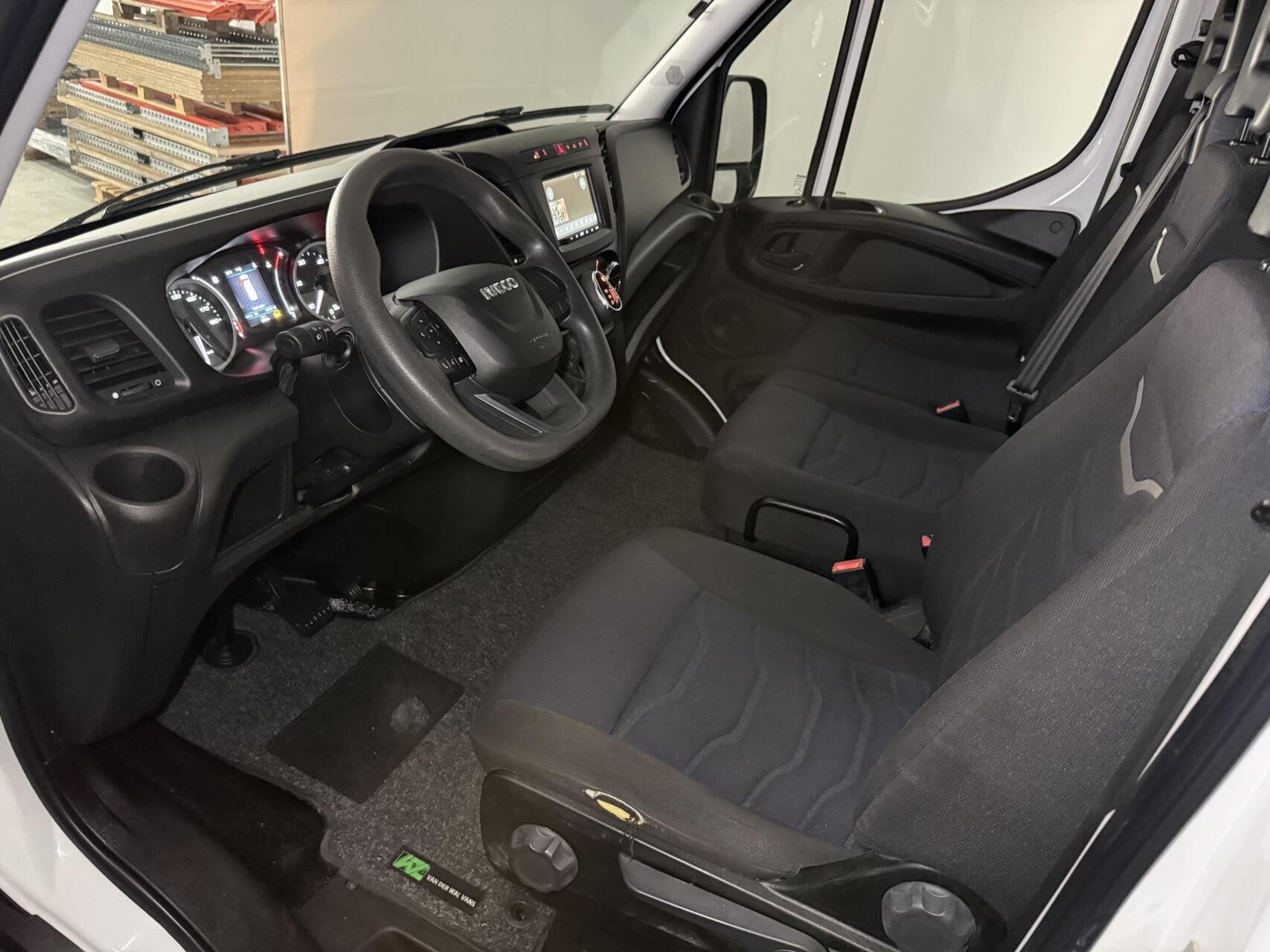 Iveco Daily 35S16V 2.3 352 H2, Automaat, Gebruikt, Iveco, Wit
