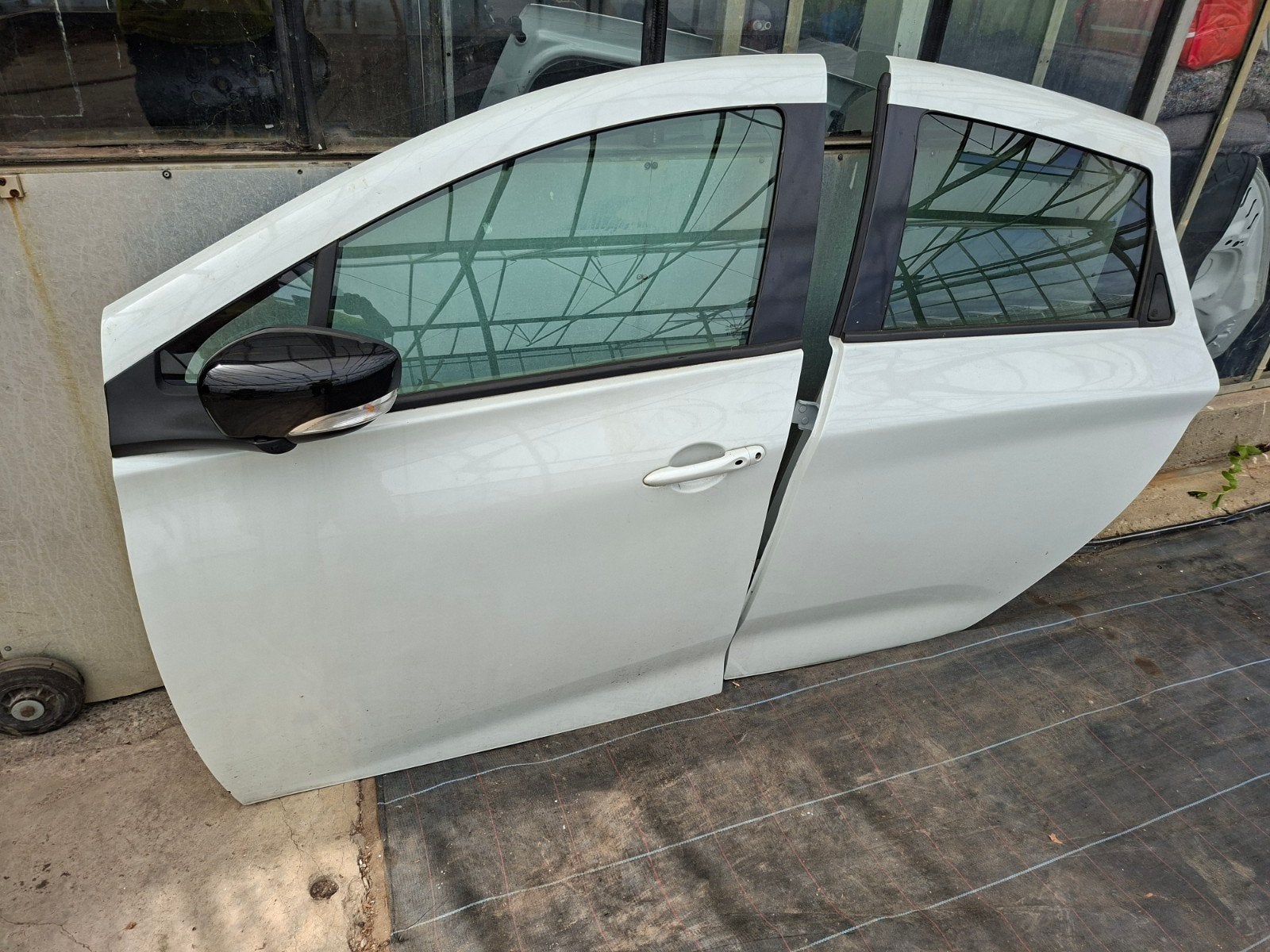 Renault ZOE deur set LV/LA en RV, Ophalen of Verzenden, Renault