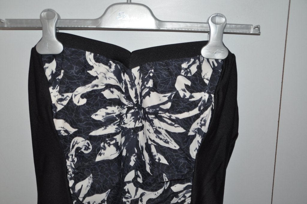 RST4 Badpak zonder bandjes maat 48, Kleding | Dames, Badmode en Zwemkleding, Ophalen of Verzenden, Zo goed als nieuw, Zwart, Badpak