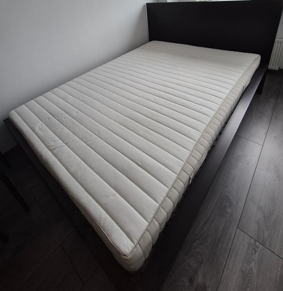 Bed, Zwart, Tweepersoons, Zo goed als nieuw, 200 cm