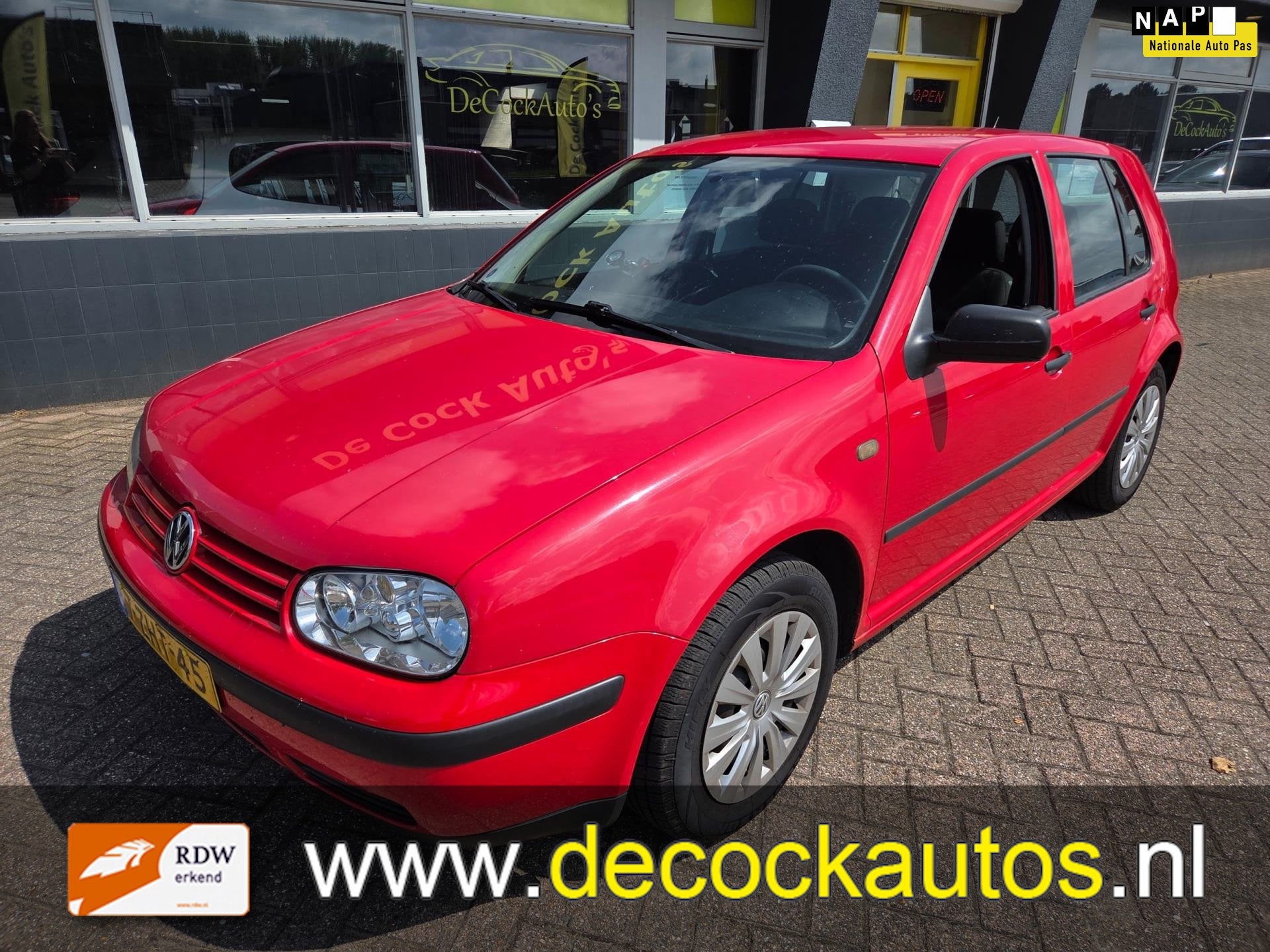 Volkswagen Golf 1.4-16V Comfortline, Auto's, Gebruikt, Verwarmde buitenspiegels, 4 cilinders, 49 €/maand