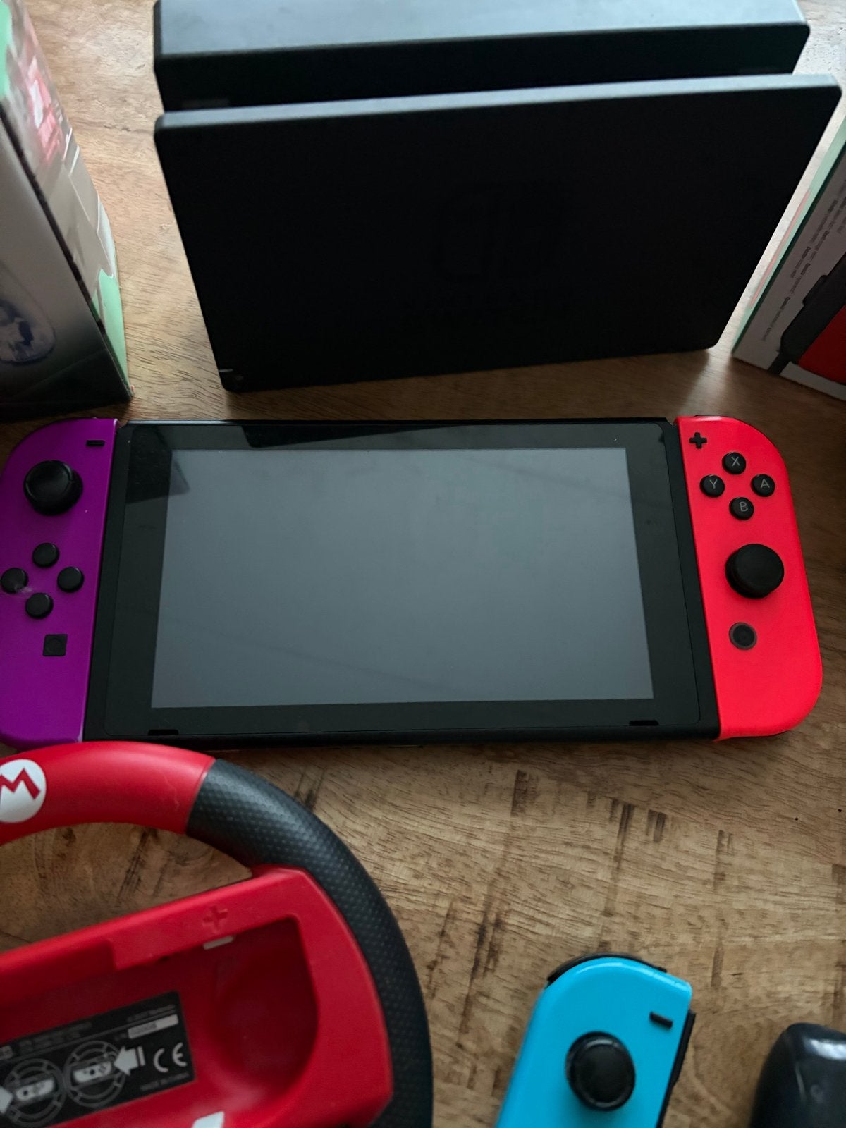 Nintendo Switch met stuurtje - Werkt super!, Ophalen of Verzenden, Gebruikt, Met 2 controllers, Switch Original