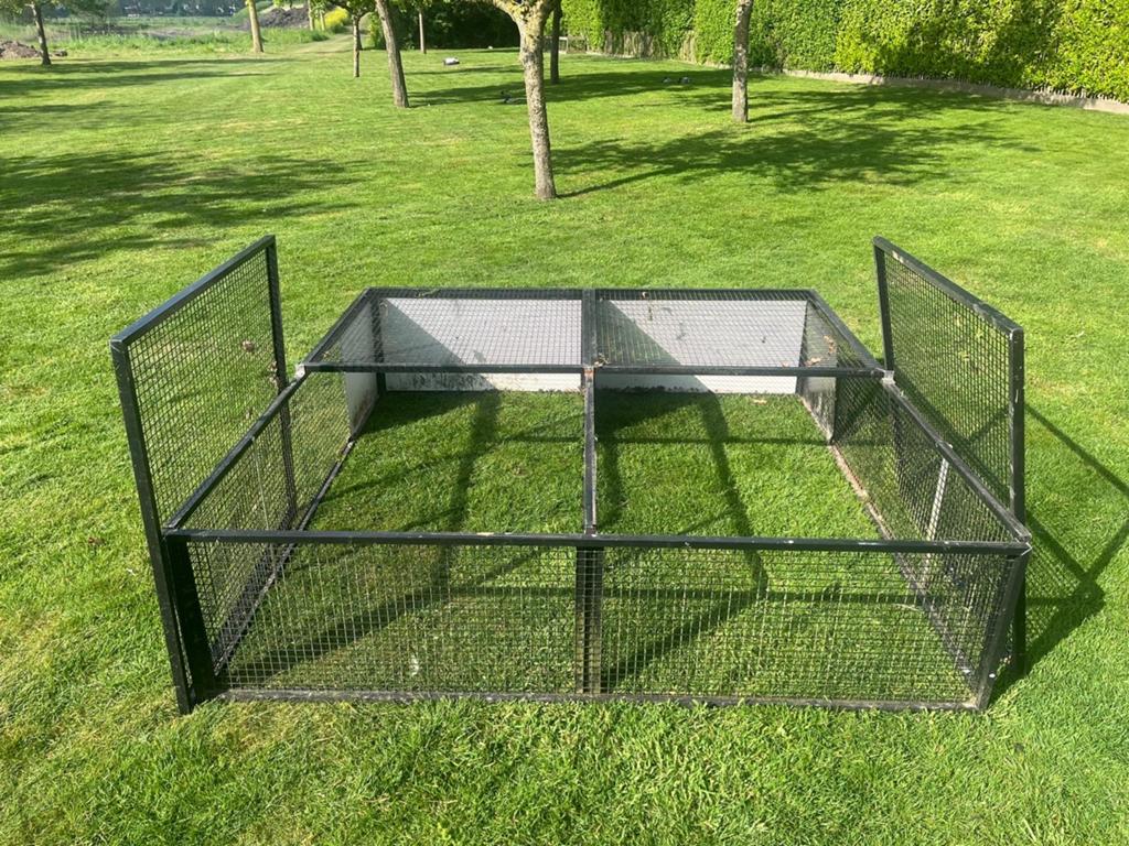 Broedhok, Ophalen of Verzenden, Zo goed als nieuw, 110 cm of meer, Ren