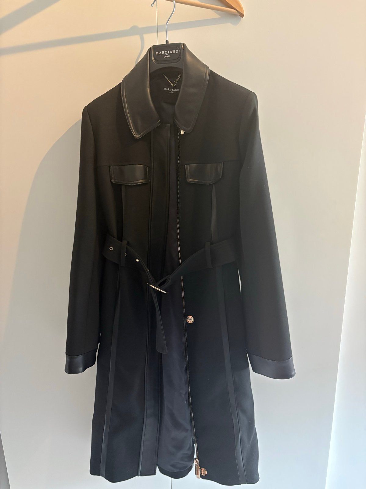 Marciano by Guess damesmantel - Maat 36, Ophalen, Zo goed als nieuw, Maat 36 (S), Zwart