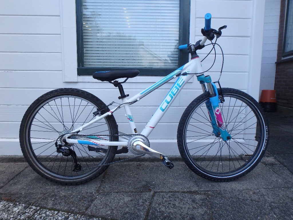 Cube 240 Race - Frame-maat = 32 cm - 24 inch wielmaat, Fietsen en Brommers, Fietsen | Mountainbikes en ATB, Gebruikt, Hardtail