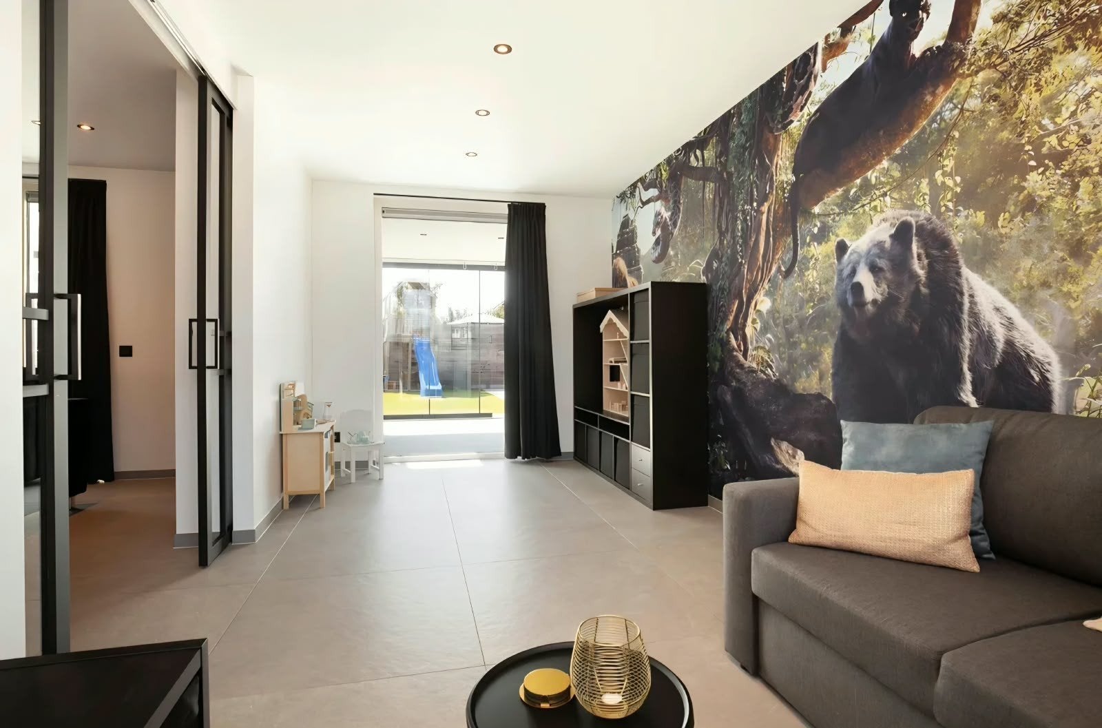 Glasvliesbehang Junglebook - 575x243 cm, Ophalen, Groen, Glasvezelbehang, Landschap