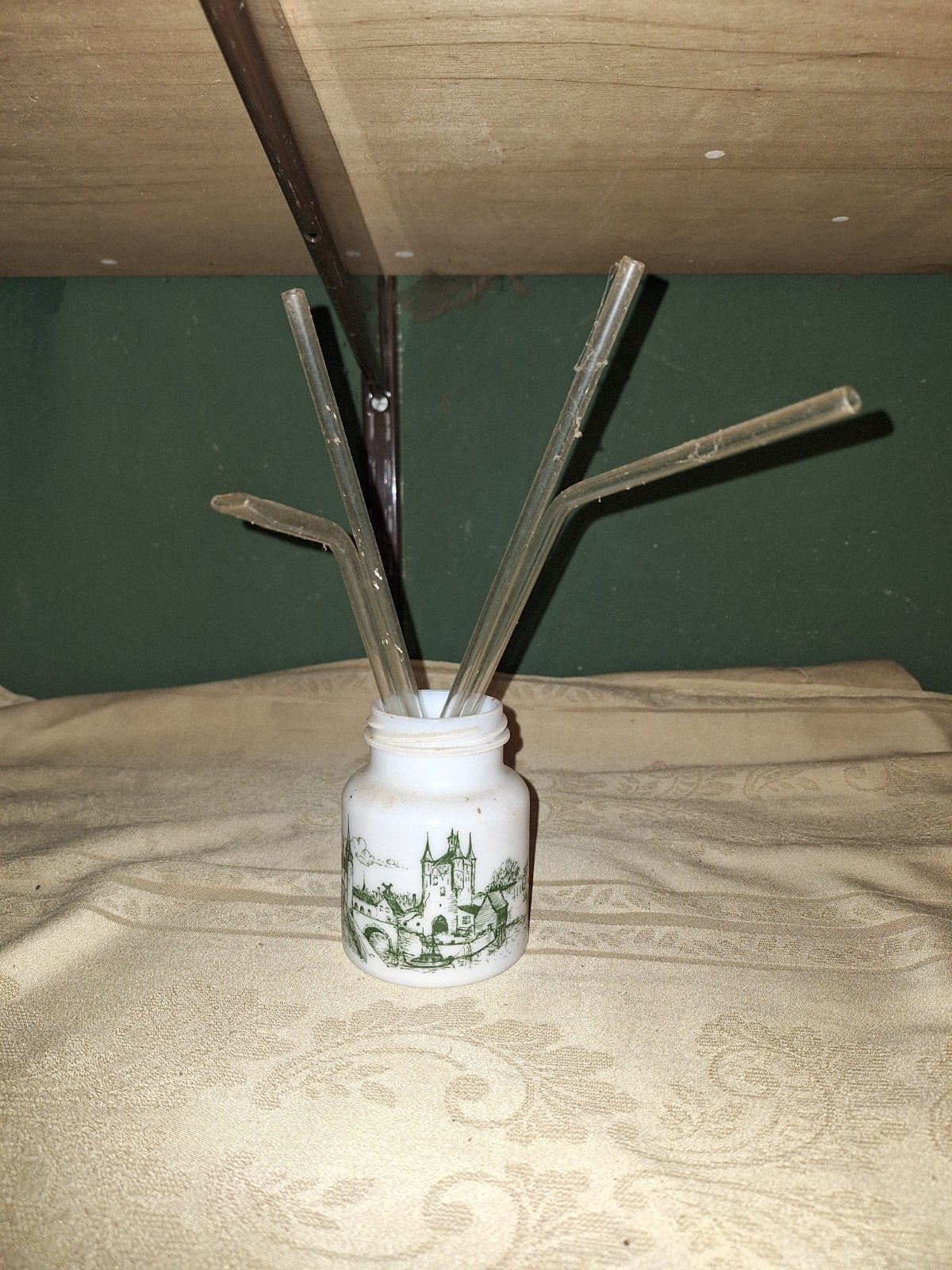 Vintage Melkglas Potje Kasteeldecoratie en glazen 4 rietjes, Ophalen