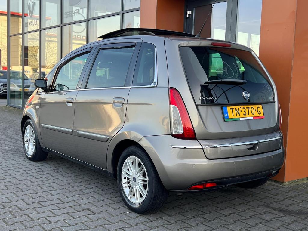Lancia Musa 1.4-16V automaat|panodak|Clima|Cruise|Stoelverw., Voorwielaandrijving, Gebruikt, 400 kg, Leder en Stof