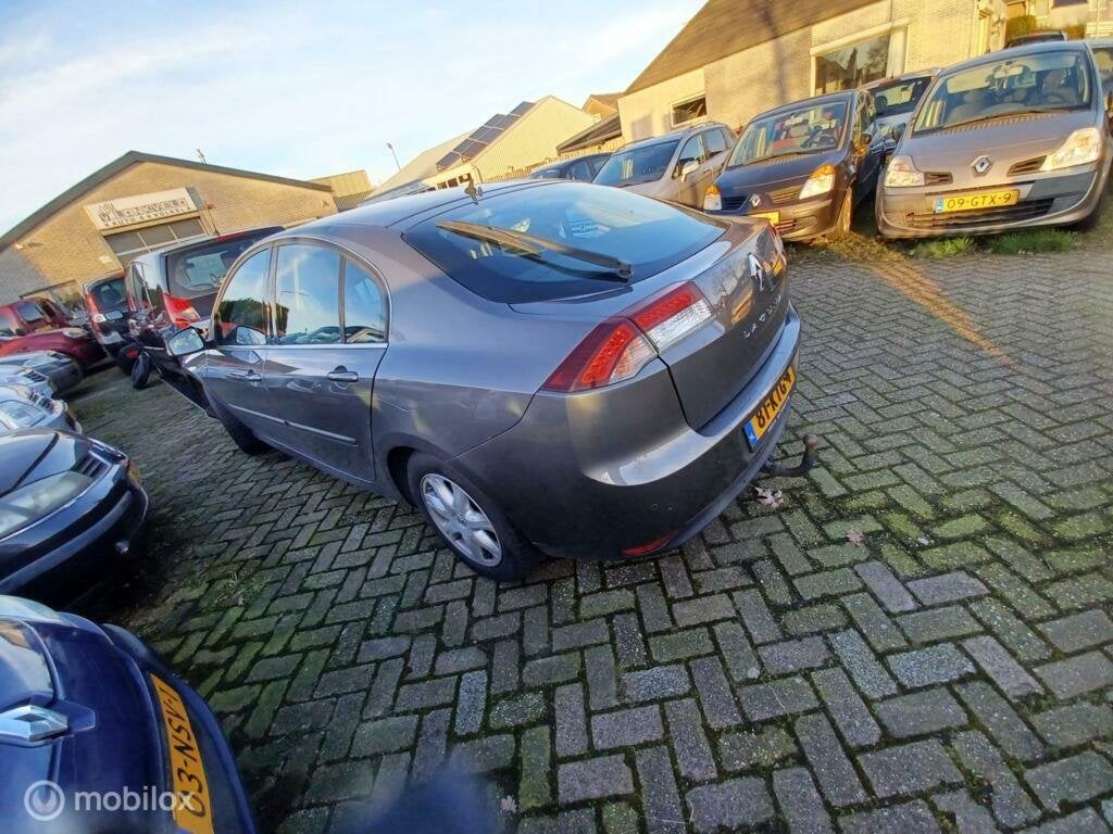 Achterbumper Renault Laguna III ('07-'15), Gebruikt, Renault, Ophalen of Verzenden, Achter