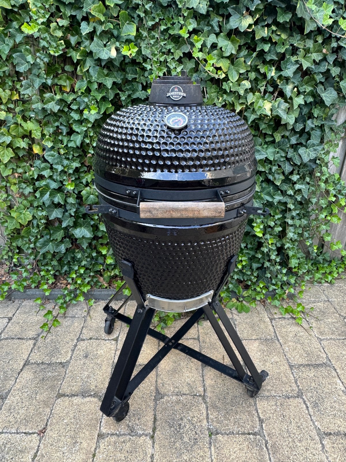 Jamestown Kamado Grill, Tuin en Terras, Ophalen, Gebruikt, Met accessoires